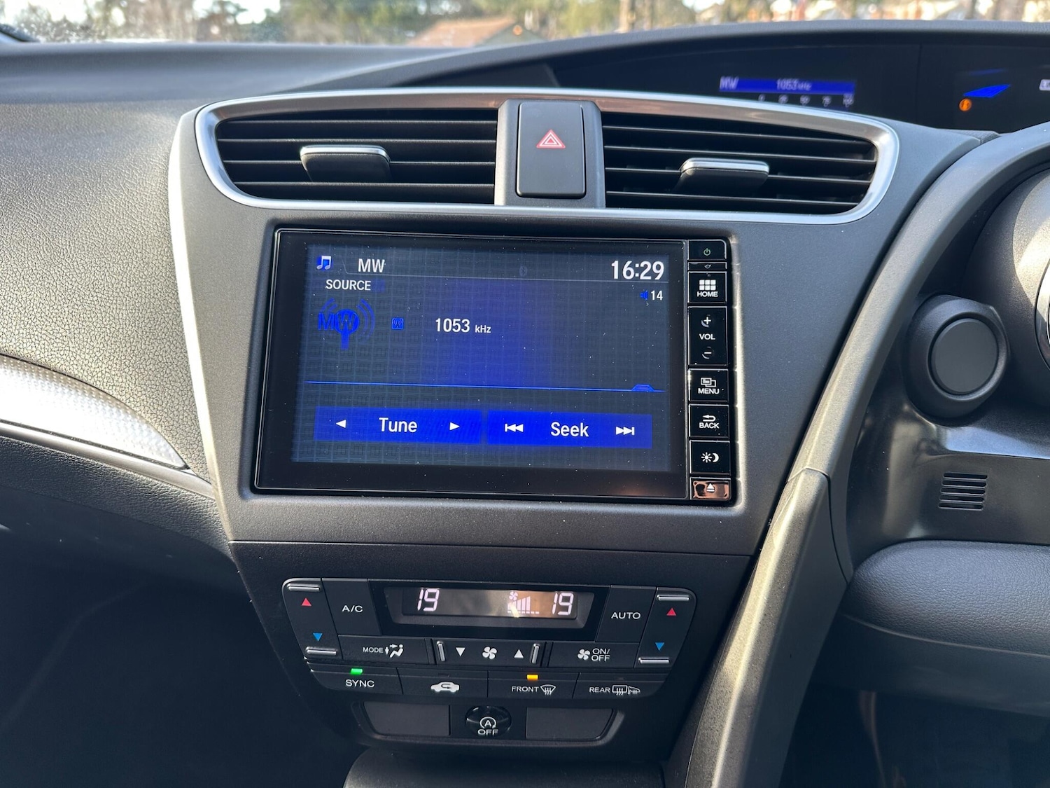 Used Honda Civic 2016 for sale - 77883319: Photo 22