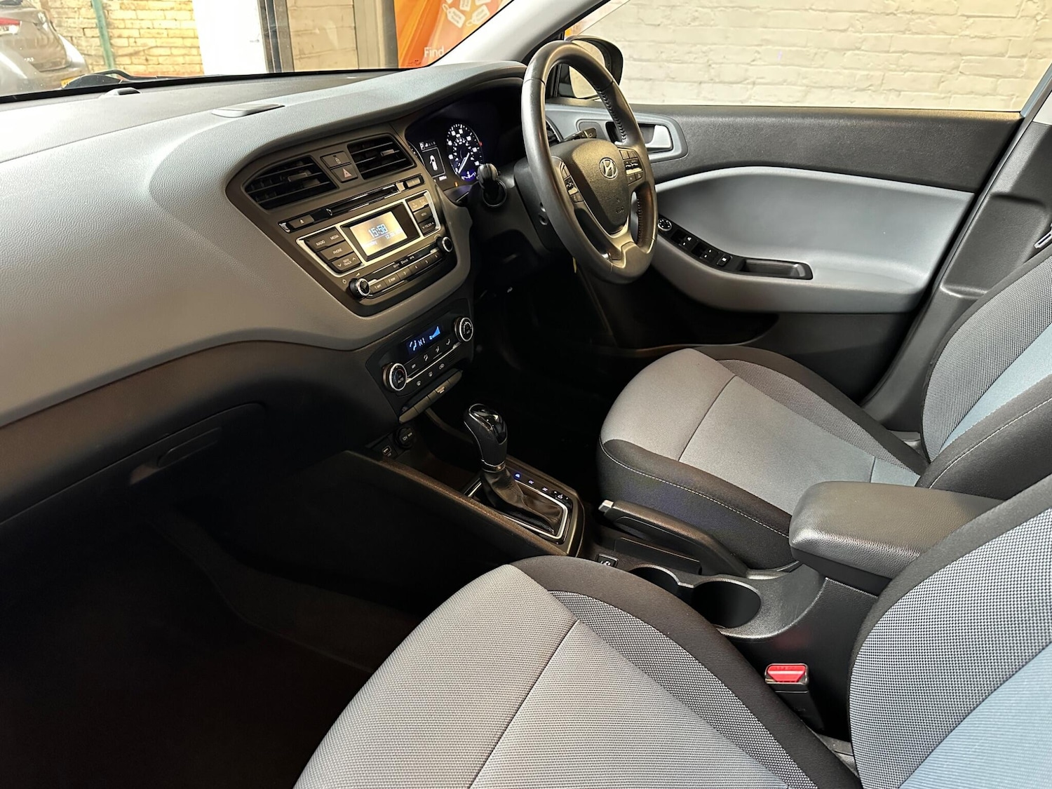 Used Hyundai i20 for sale - 77853427: Photo 18