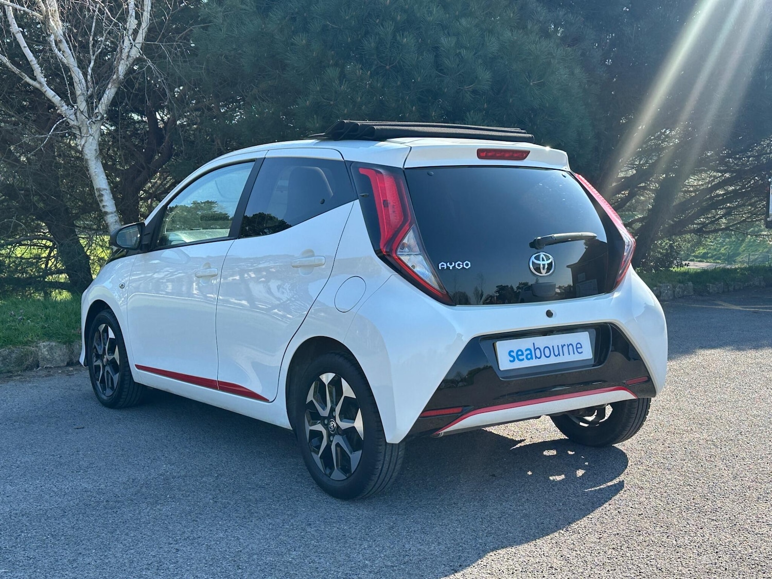 Used Toyota AYGO 2018 for sale - 77925847: Photo 8