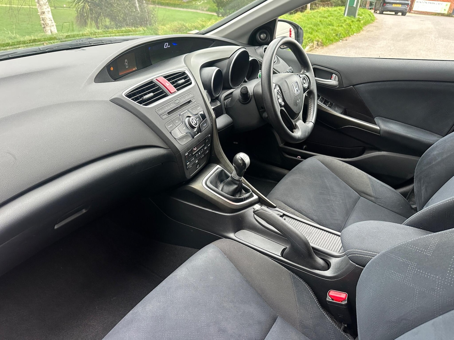 Used Honda Civic 2014 for sale - 77723430: Photo 9