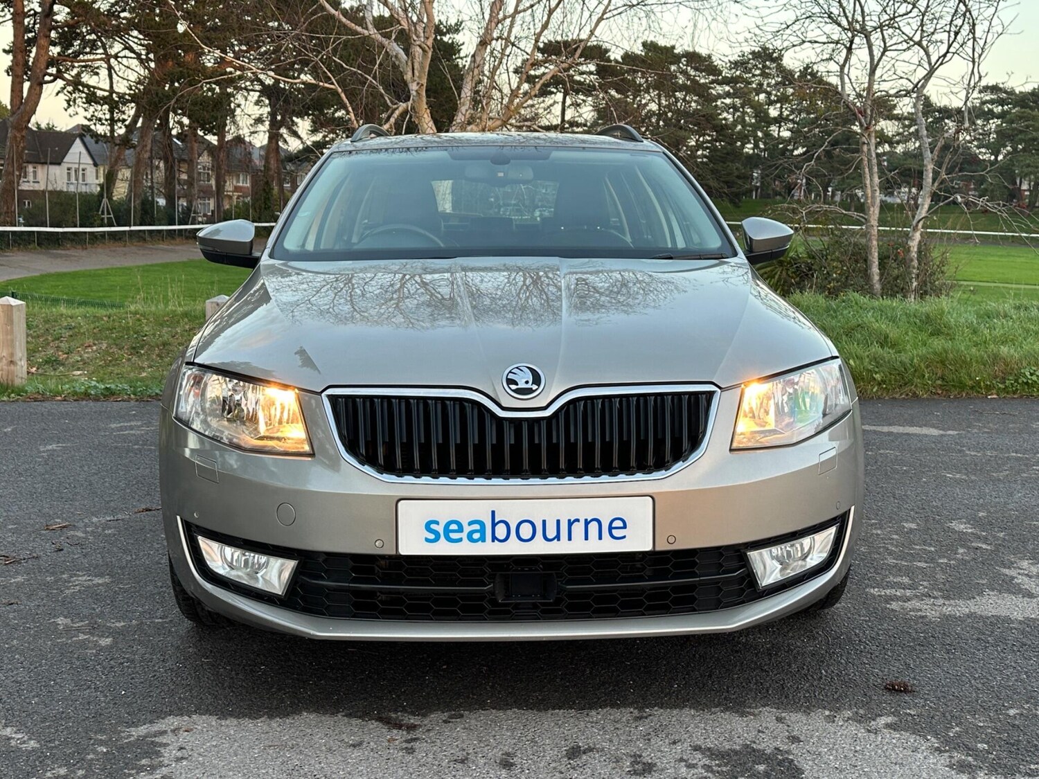 Used Skoda Octavia 2015 for sale - 76899550: Photo 2