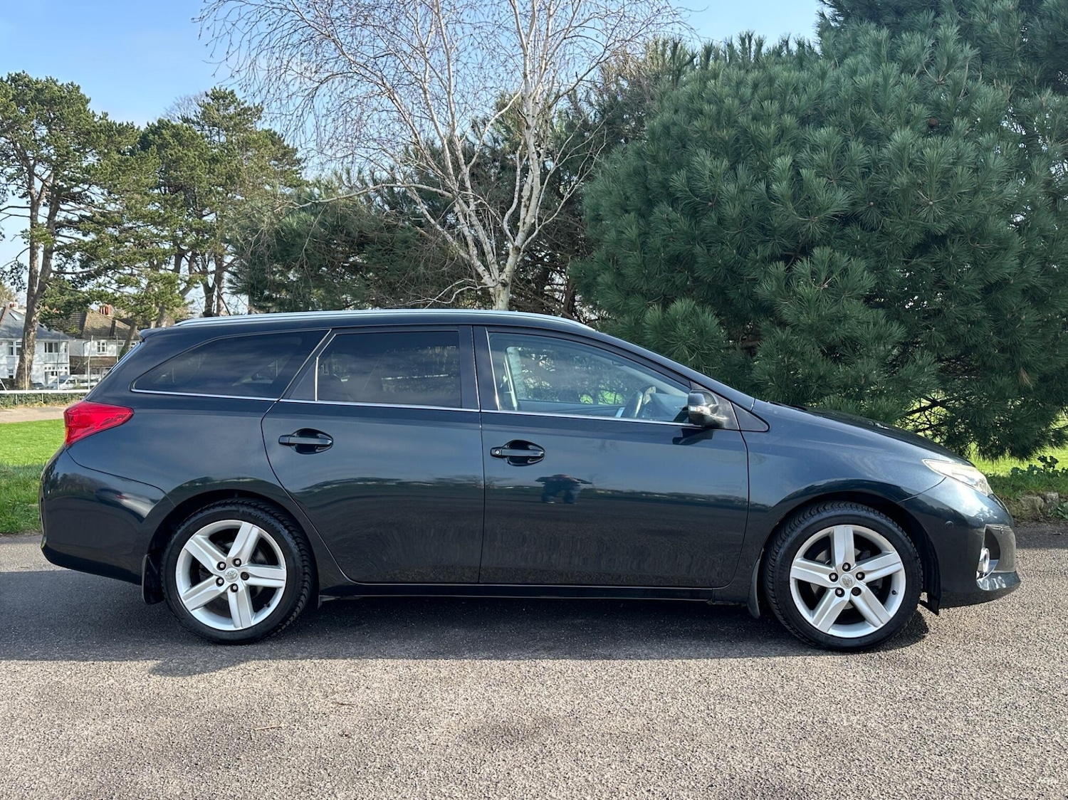 Used Toyota Auris 2014 for sale - 77683364: Photo 4
