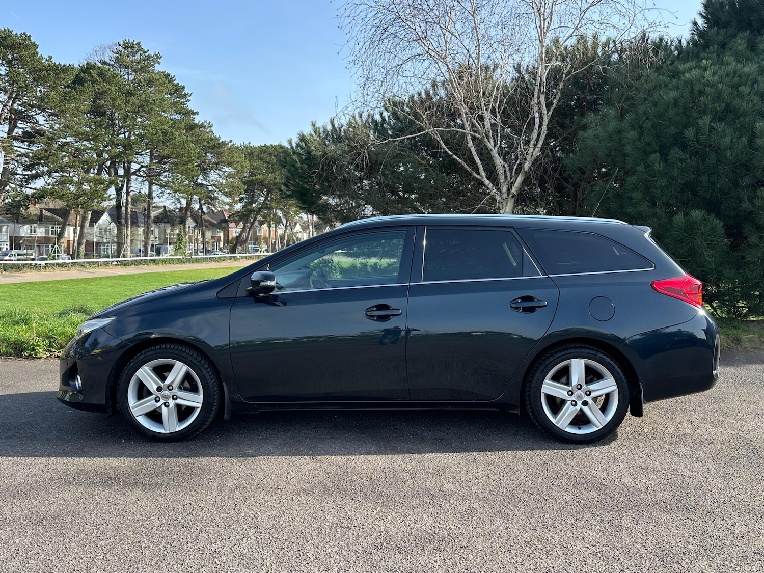 Used Toyota Auris 2014 for sale - 77683364: Photo 5