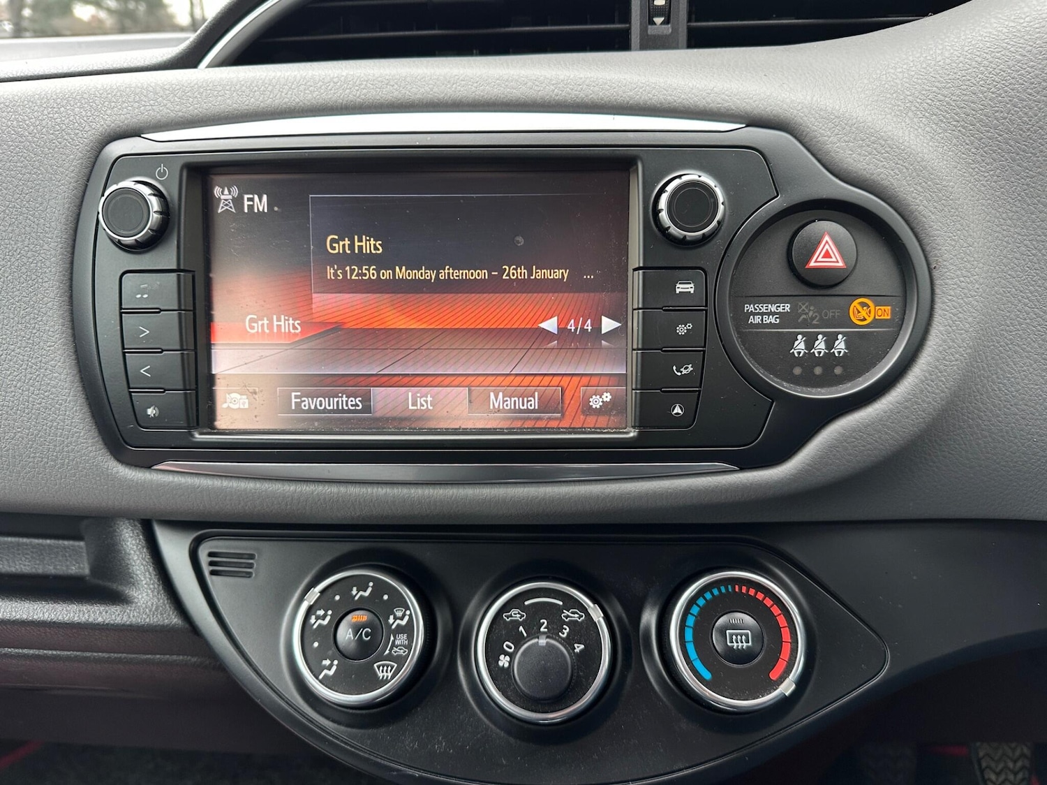 Used Toyota Yaris for sale - 77330564: Photo 12