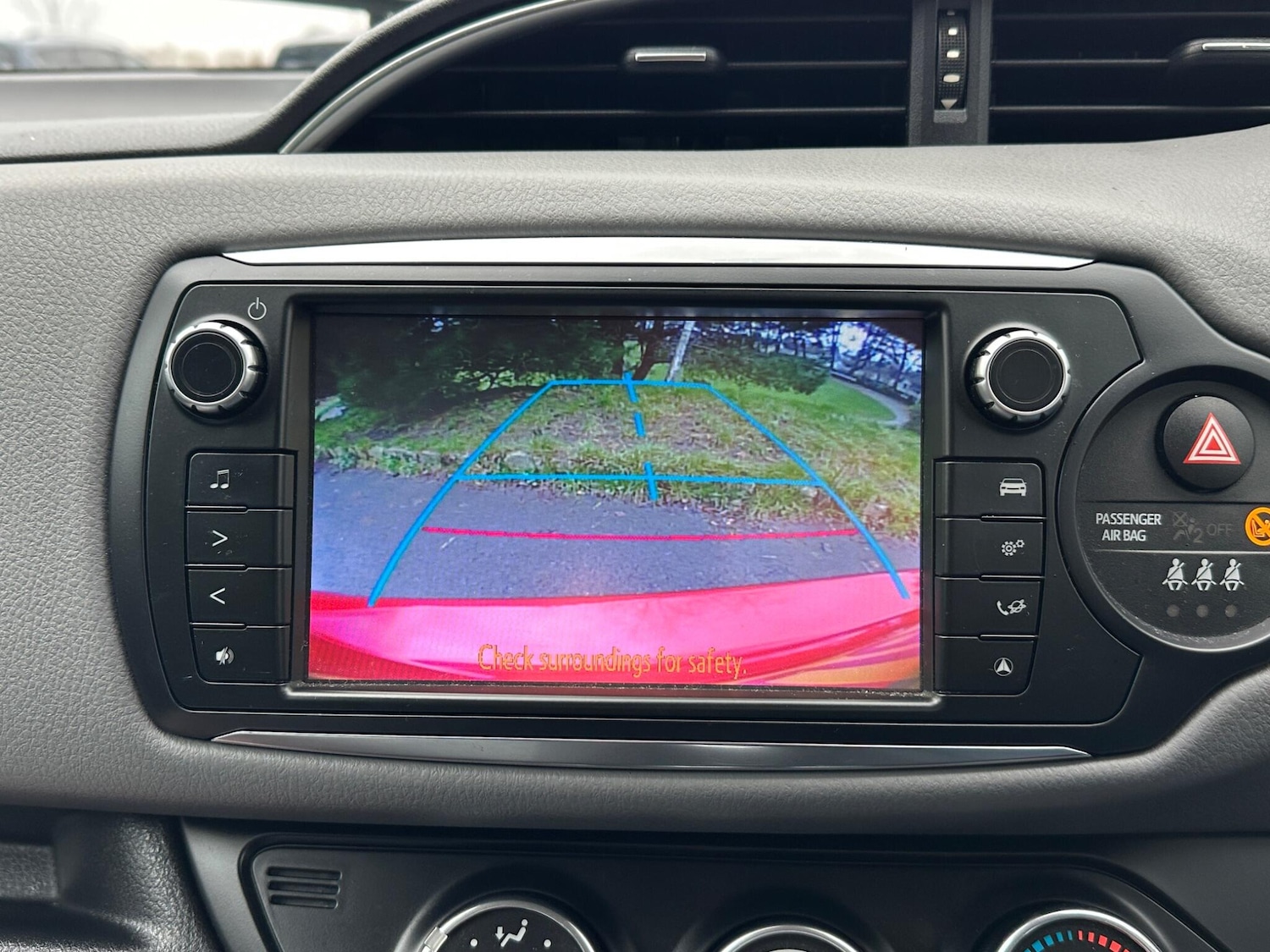 Used Toyota Yaris for sale - 77330564: Photo 13