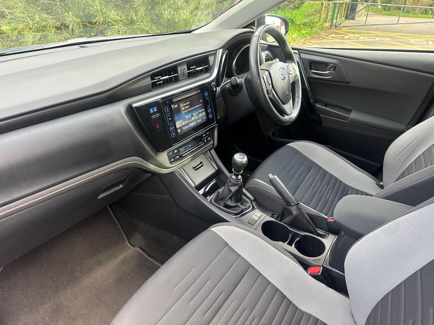 Used Toyota Auris for sale - 77824689: Photo 11