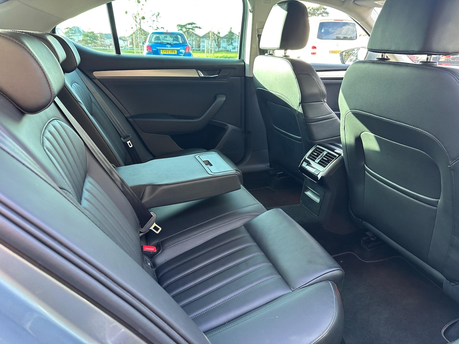 Used Skoda Superb 2017 for sale - 77455893: Photo 11