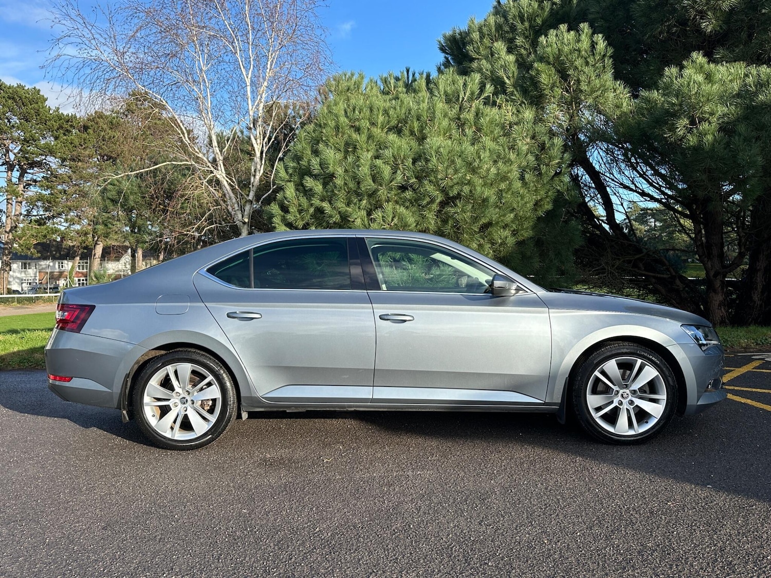 Used Skoda Superb 2017 for sale - 77455893: Photo 3