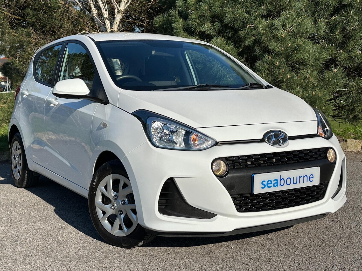 Used Hyundai i10 2018 for sale - 77970281: Photo 1