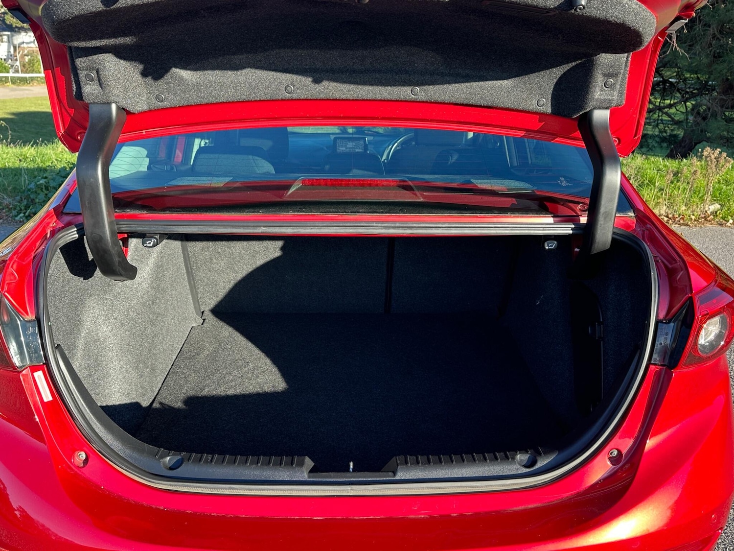 Used Mazda Mazda3 2018 for sale - 76689441: Photo 31