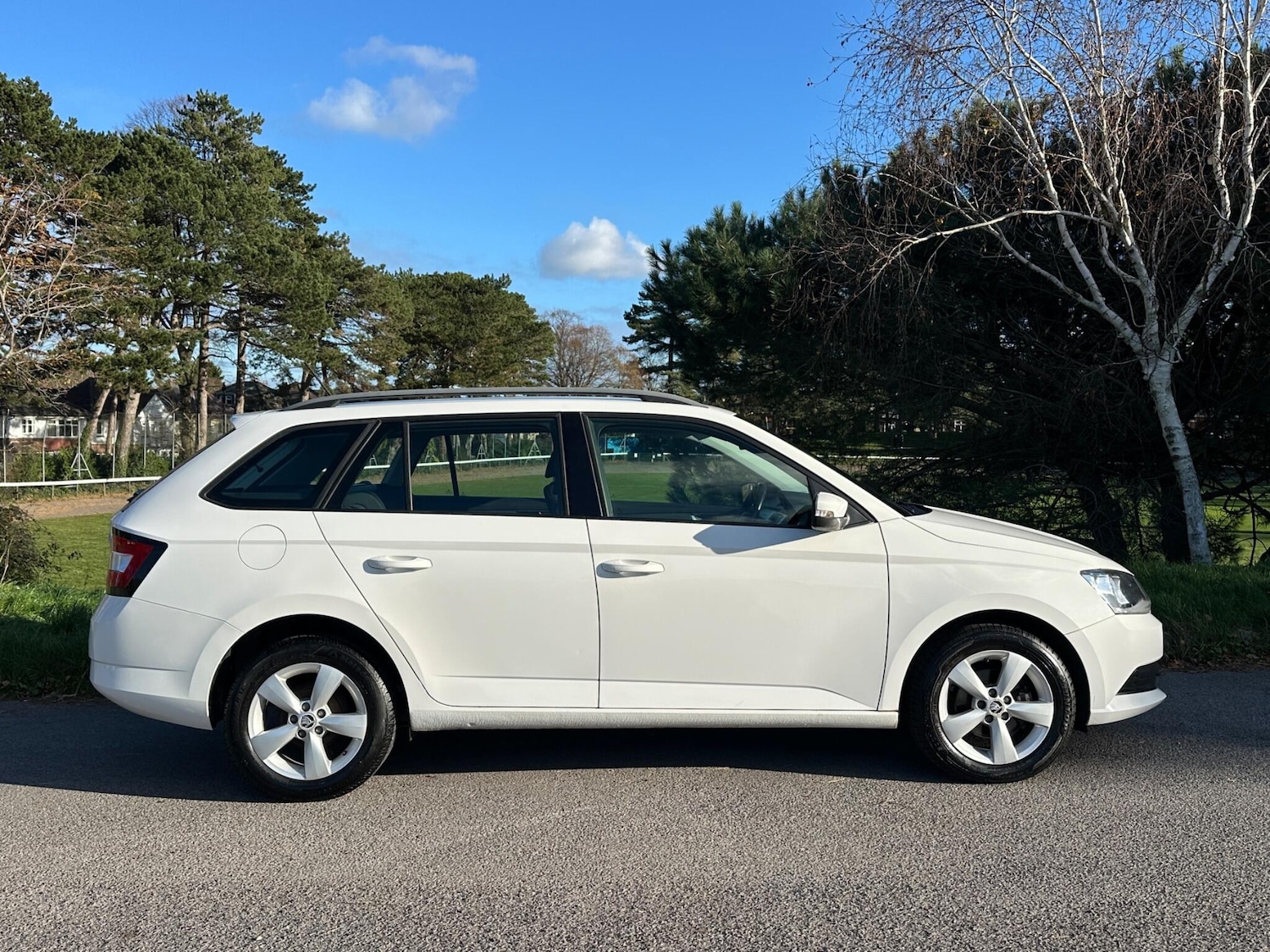 Used Skoda Fabia 2015 for sale - 76997780: Photo 3