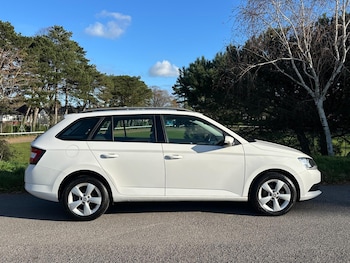 Used Skoda Fabia 2015 for sale - 76997780: Photo