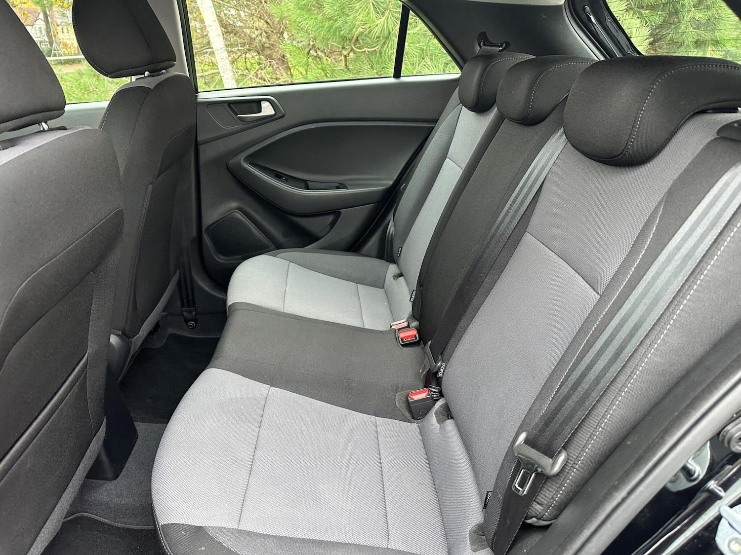 Used Hyundai i20 2018 for sale - 76691170: Photo 14