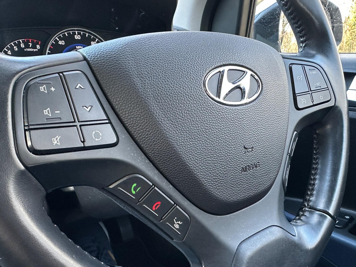 Used Hyundai i10 for sale - 77351574: Photo 12