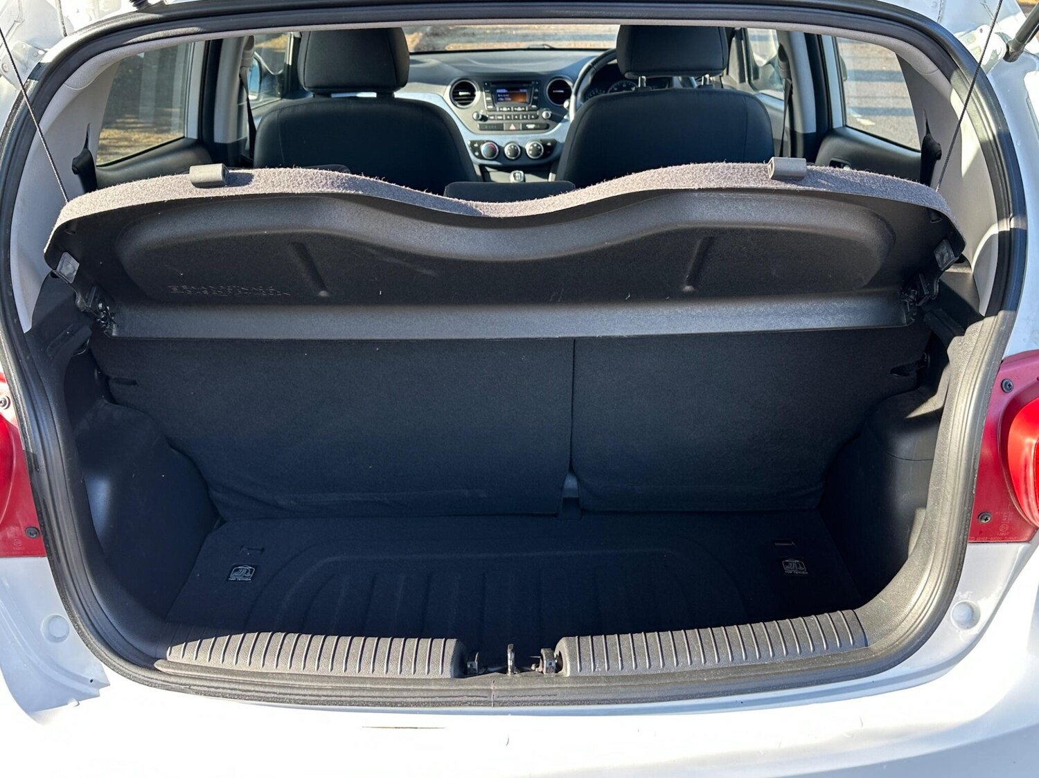 Used Hyundai i10 for sale - 77351574: Photo 16