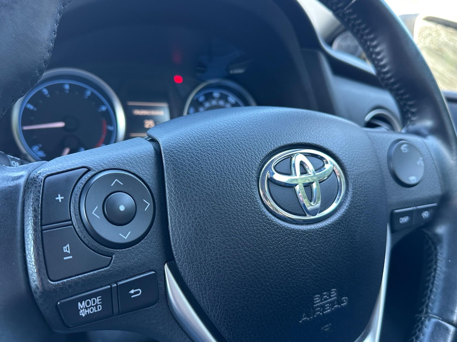 Used Toyota Auris 2014 for sale - 77202939: Photo 13