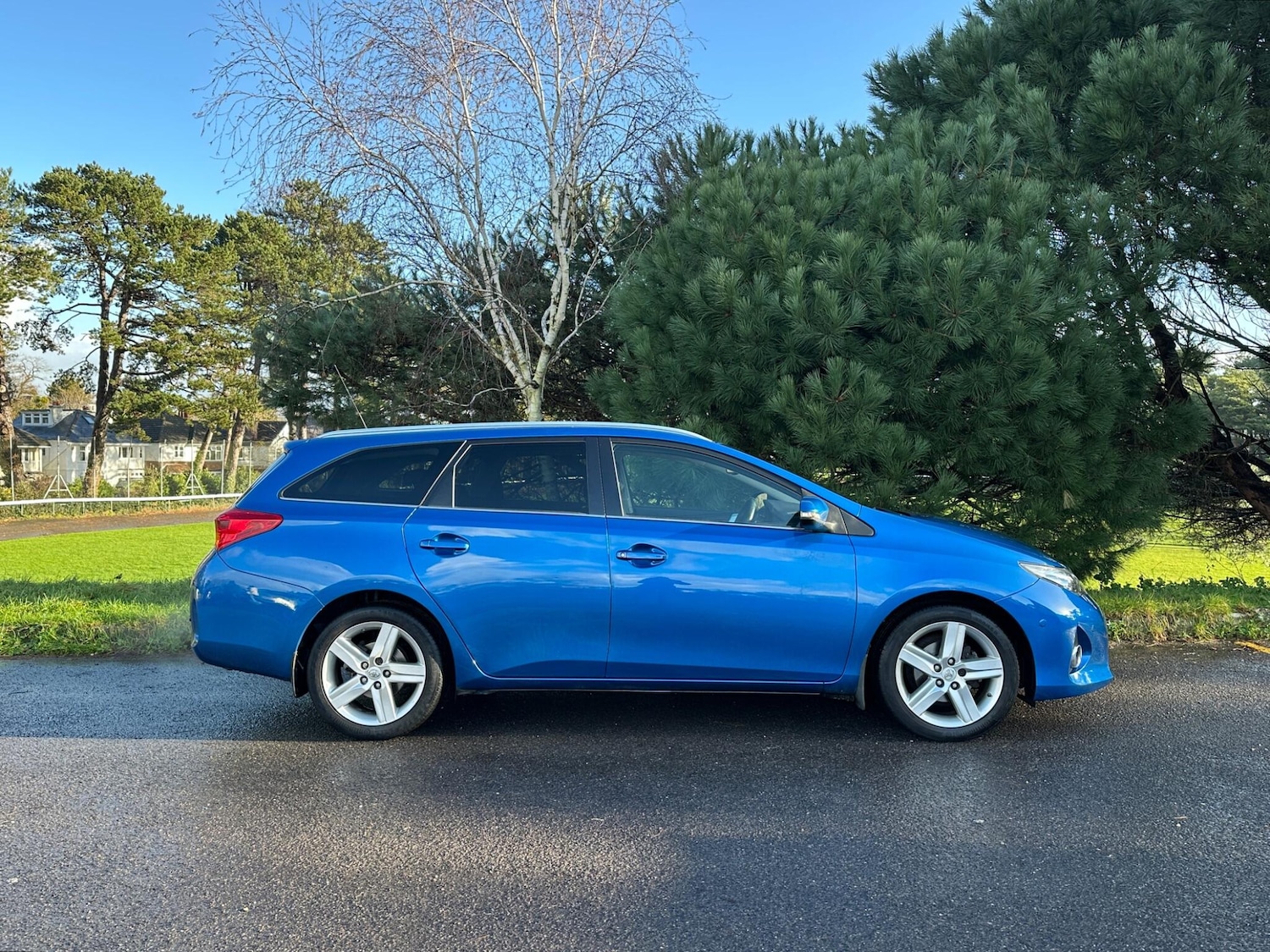 Used Toyota Auris 2014 for sale - 77202939: Photo 3