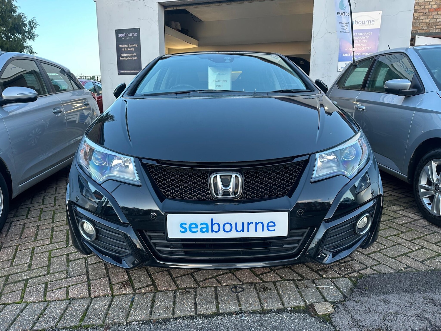 Used Honda Civic 2016 for sale - 77358560: Photo 2