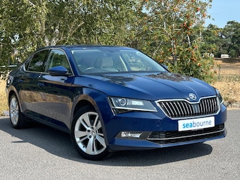 Used Skoda Superb 2017 for sale - 79303607: Photo