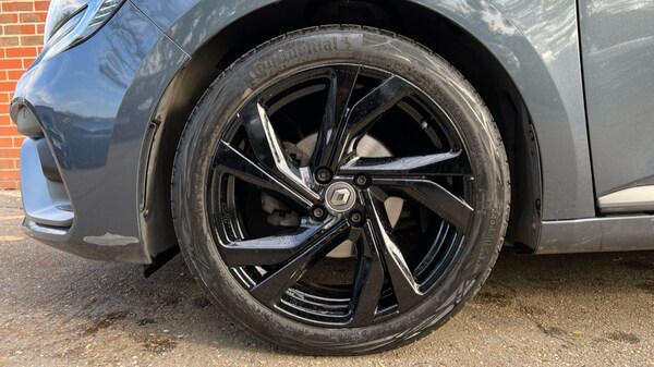 Used Renault Clio 2019 for sale - 76086594: Photo 17