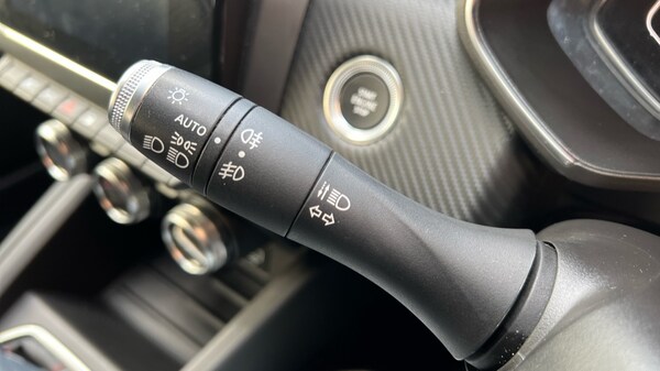 Used Renault Clio 2019 for sale - 76086594: Photo 32