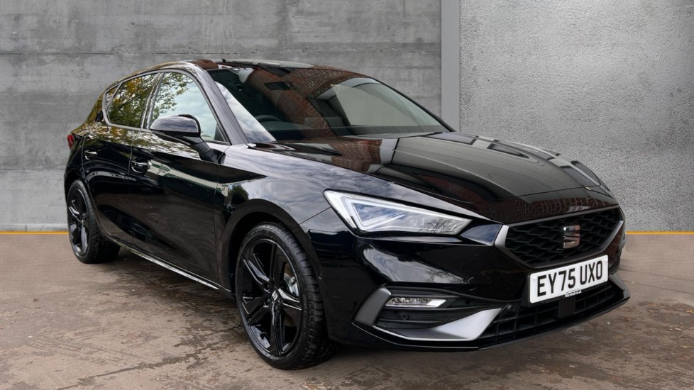 Used SEAT Leon 2025 for sale - 76556893: Photo 1