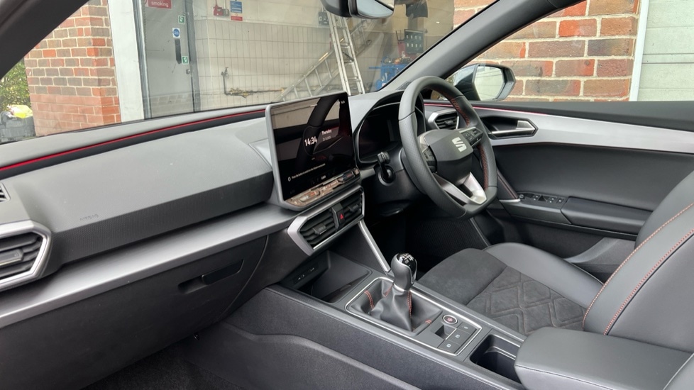 Used SEAT Leon 2025 for sale - 76556893: Photo 2