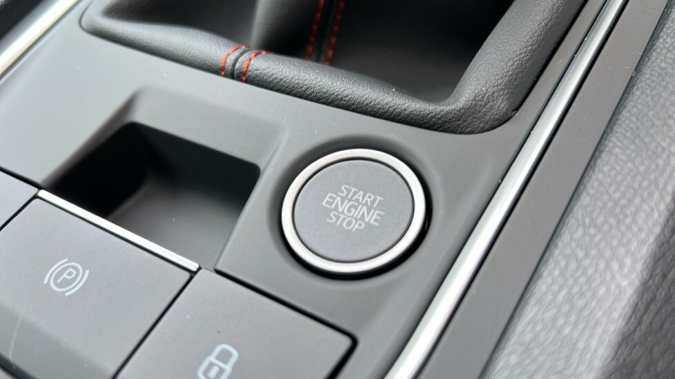 Used SEAT Leon 2025 for sale - 76556893: Photo 32