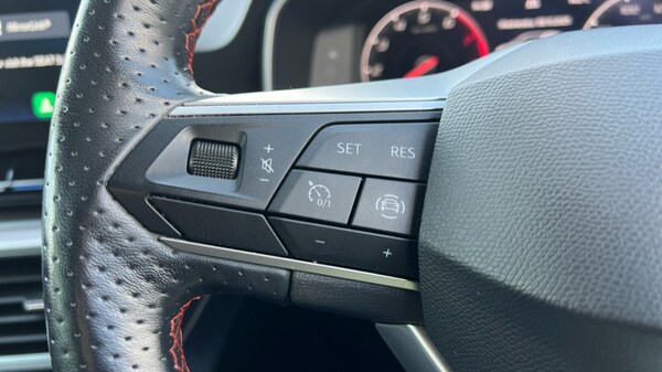 Used SEAT Leon 2022 for sale - 76037683: Photo 40