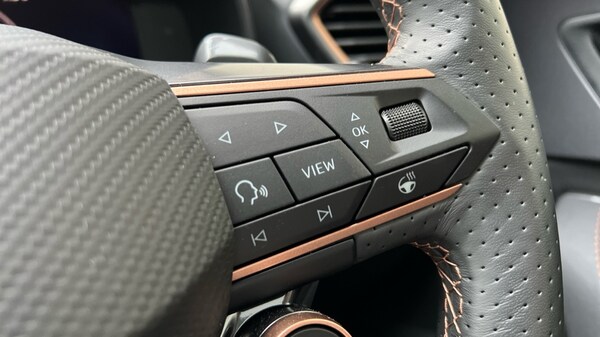 Used Cupra Leon 2025 for sale - 76265560: Photo 37