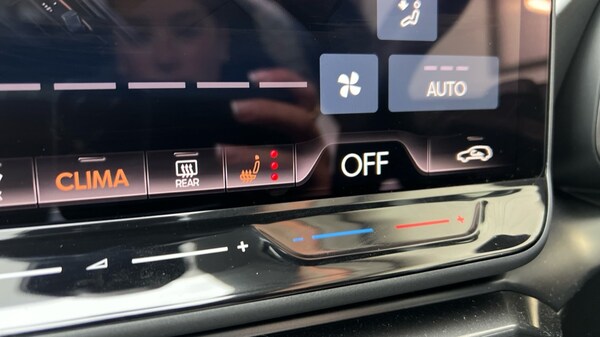 Used Cupra Leon 2025 for sale - 76265560: Photo 47