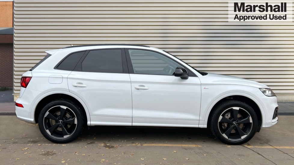 Used Audi Q5 2020 for sale - 76092159: Photo 2