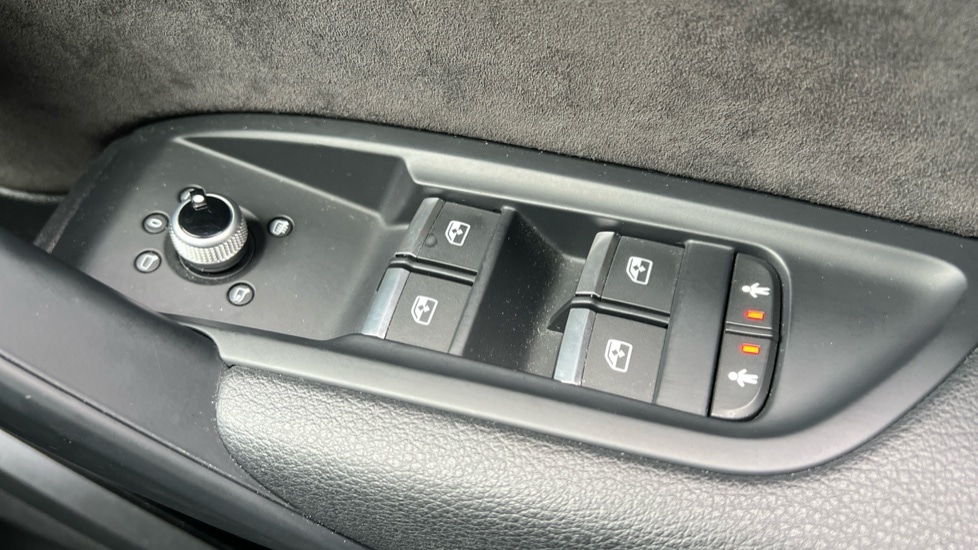 Used Audi Q5 2020 for sale - 76092159: Photo 36