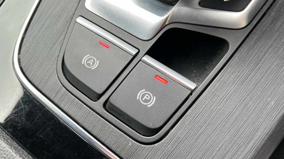 Used Audi Q5 2020 for sale - 76092159: Photo 39