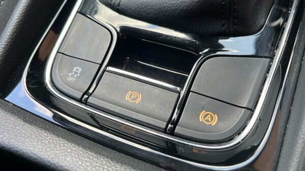 Used Skoda Karoq 2024 for sale - 74968794: Photo 35
