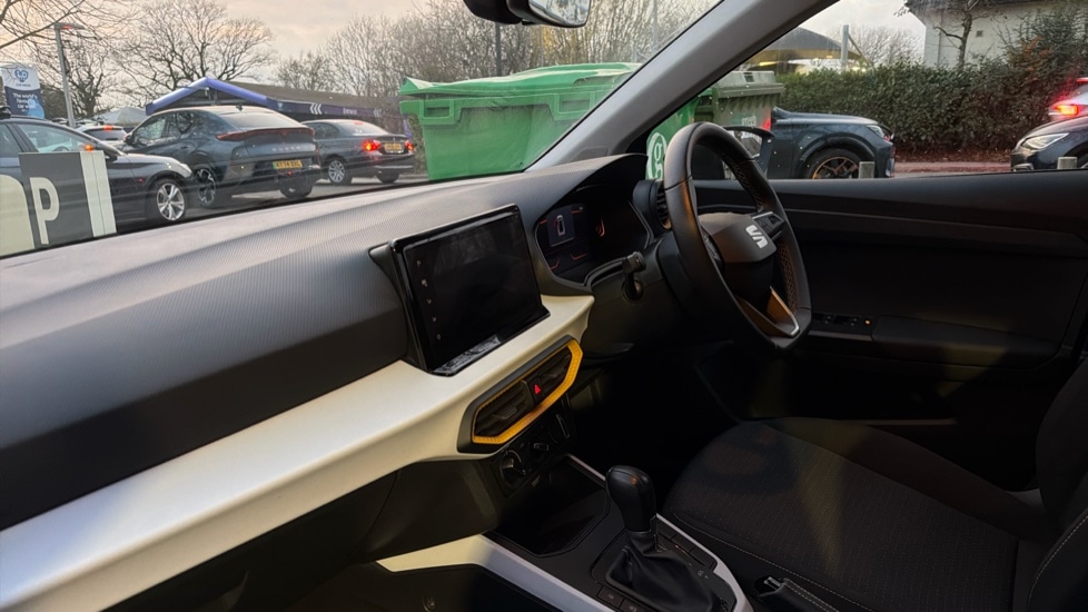 Used SEAT Arona 2023 for sale - 77010328: Photo 2