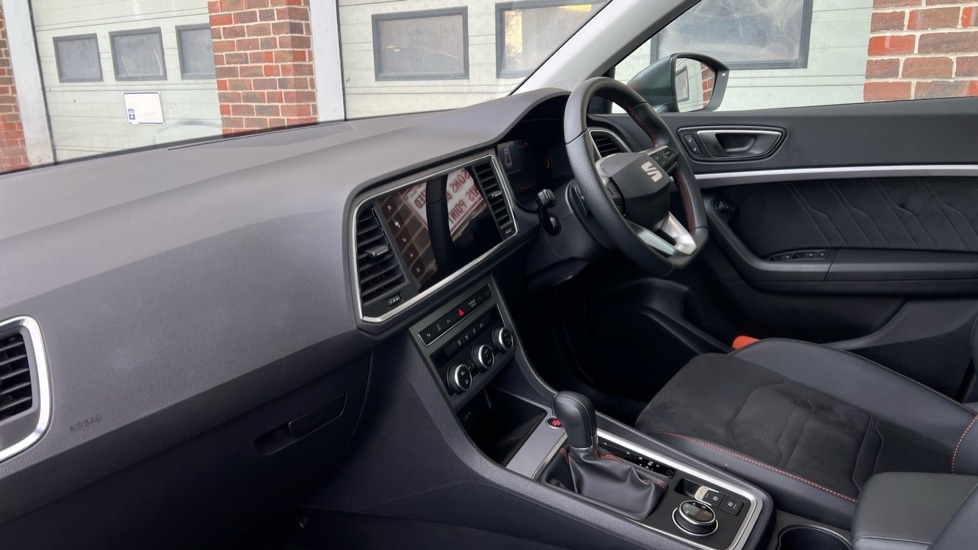 Used SEAT Ateca 2024 for sale - 76130864: Photo 2