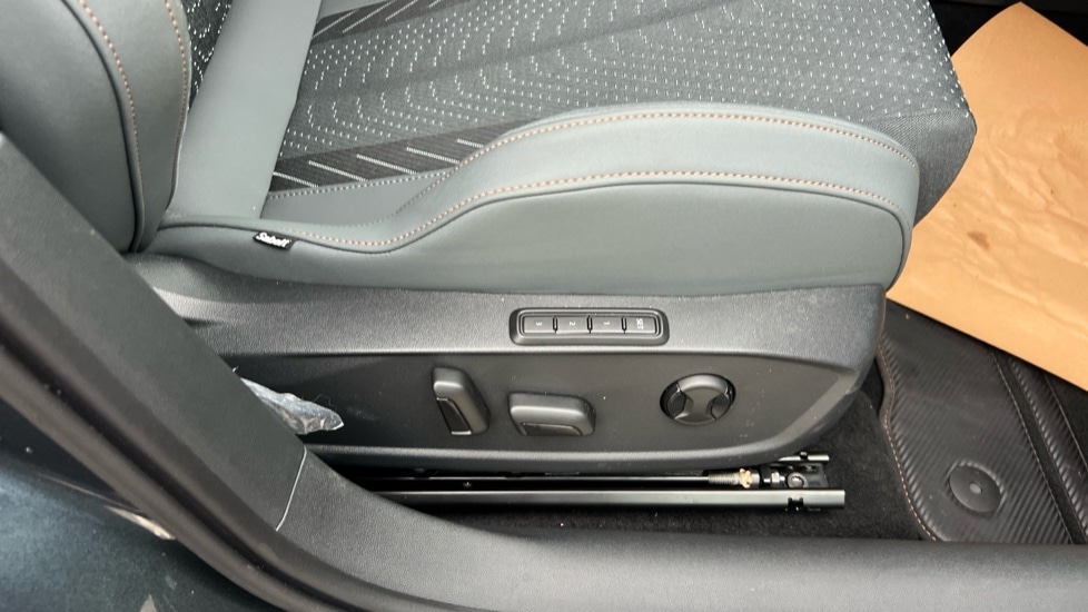 Used Cupra Leon 2025 for sale - 76888804: Photo 36