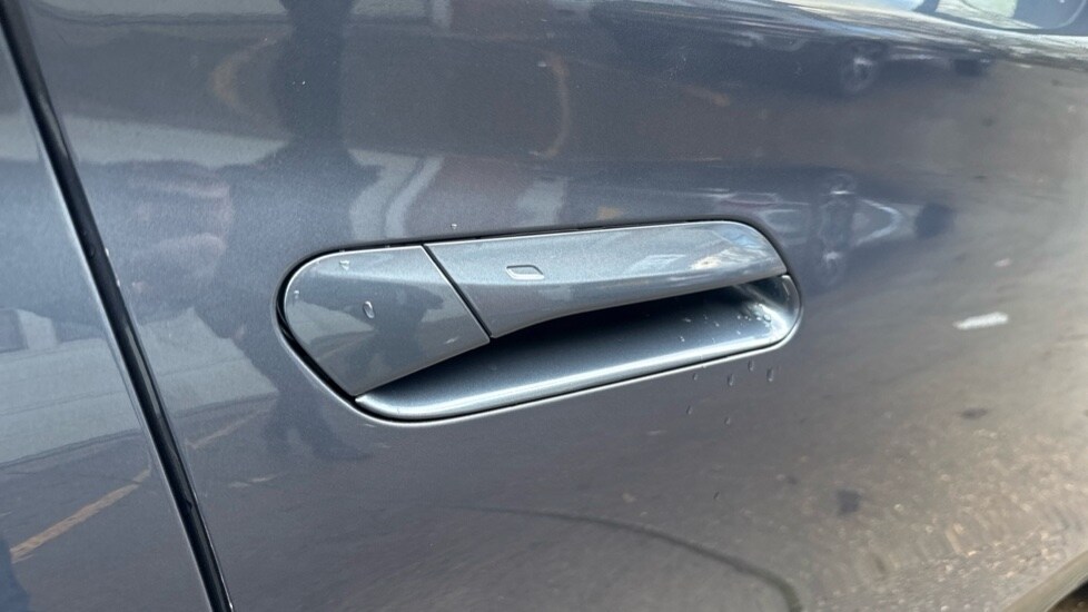 Used Cupra Tavascan 2025 for sale - 76826700: Photo 40