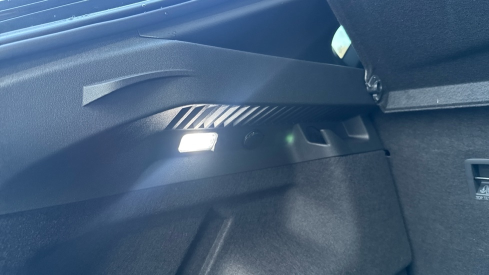 Used Cupra Tavascan 2025 for sale - 76826700: Photo 45