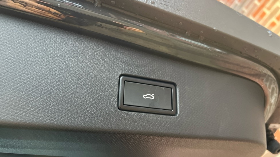 Used Cupra Tavascan 2025 for sale - 76881855: Photo 28