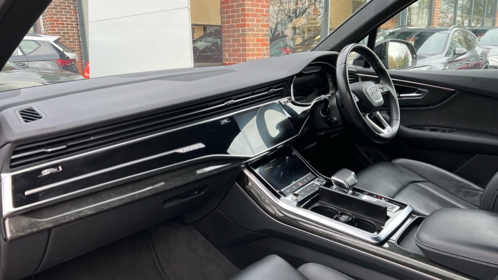 Used Audi Q7 2021 for sale - 76888871: Photo 10