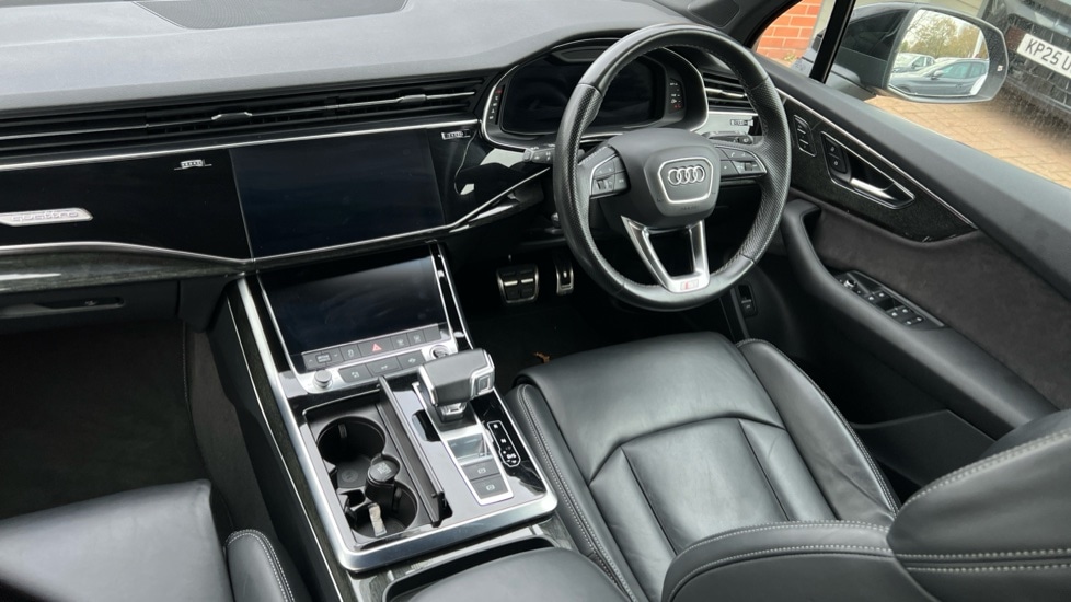 Used Audi Q7 2021 for sale - 76888871: Photo 11