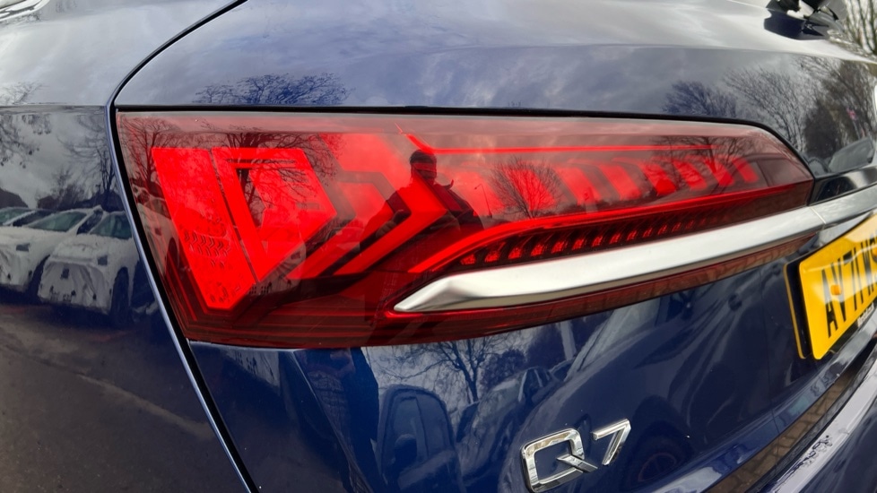 Used Audi Q7 2021 for sale - 76888871: Photo 21