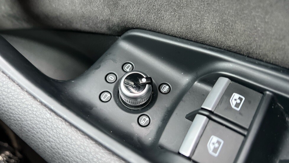 Used Audi Q7 2021 for sale - 76888871: Photo 34