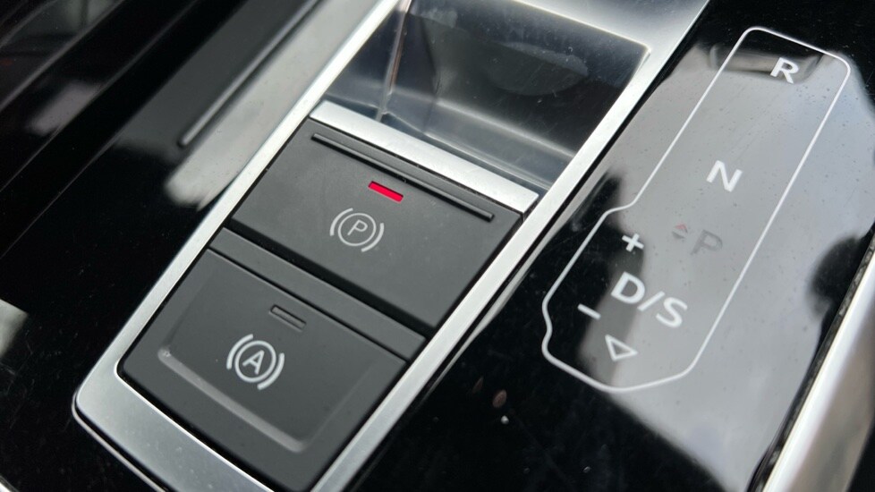 Used Audi Q7 2021 for sale - 76888871: Photo 40