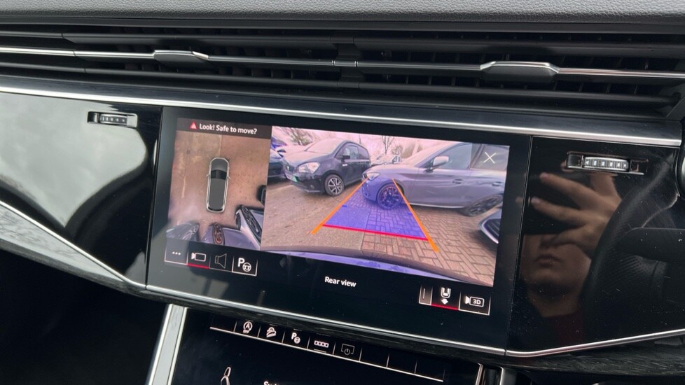 Used Audi Q7 2021 for sale - 76888871: Photo 48