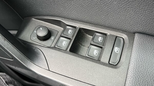 Used SEAT Arona 2022 for sale - 76208863: Photo 32