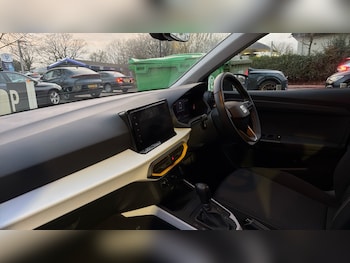 Used SEAT Arona 2023 for sale - 76977824: Photo