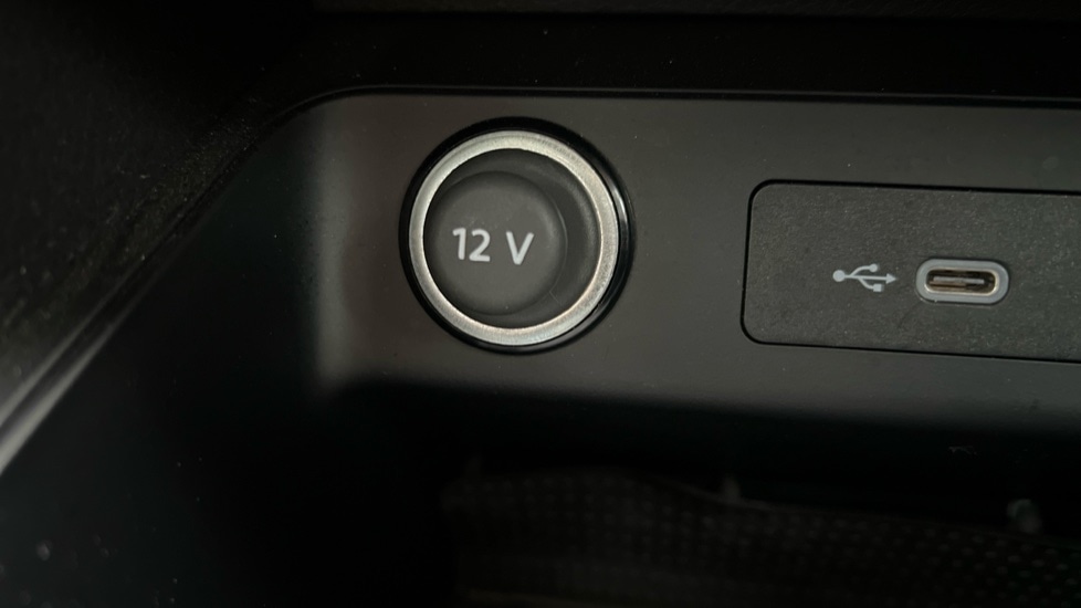 Used SEAT Ateca 2024 for sale - 76609532: Photo 31